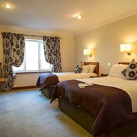 Minella & Leisure Centre 4*