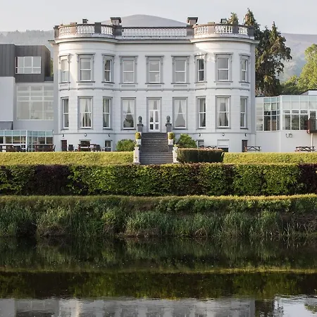 Minella & Leisure Centre Otel