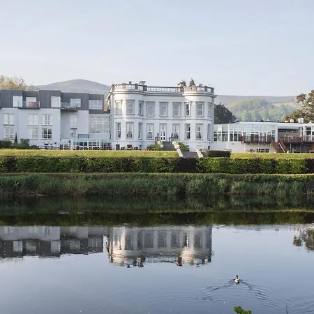 Minella & Leisure Centre Szálloda Clonmel