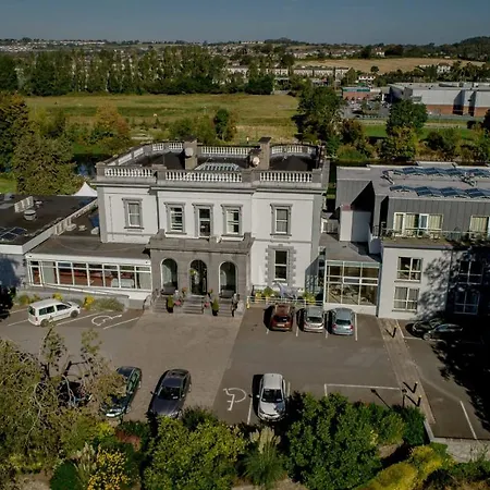 Minella & Leisure Centre