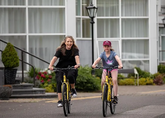 Hotell Minella & Leisure Centre 4*