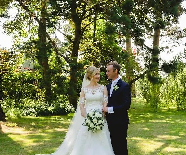 Minella & Leisure Centre Отель 4*