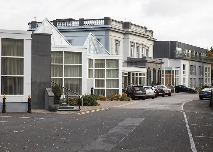 Minella & Leisure Centre 4*