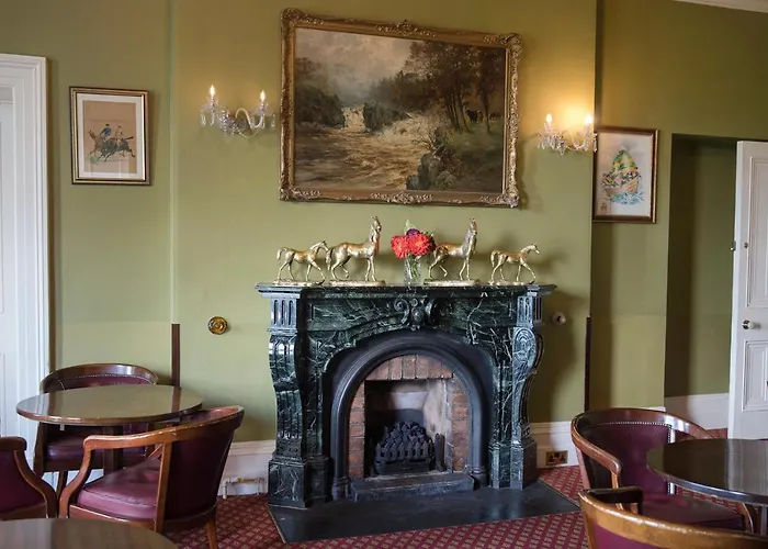 Minella & Leisure Centre 4* Клонмел